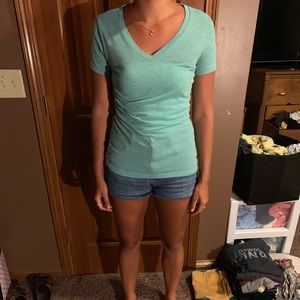 Short sleeve v-neck tee